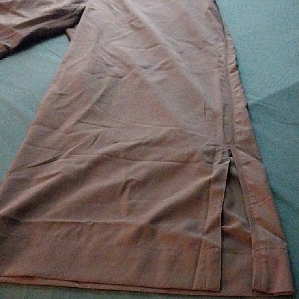 Old Navy Stretch Tech Wide Leg Pants - Picture 7 of 8